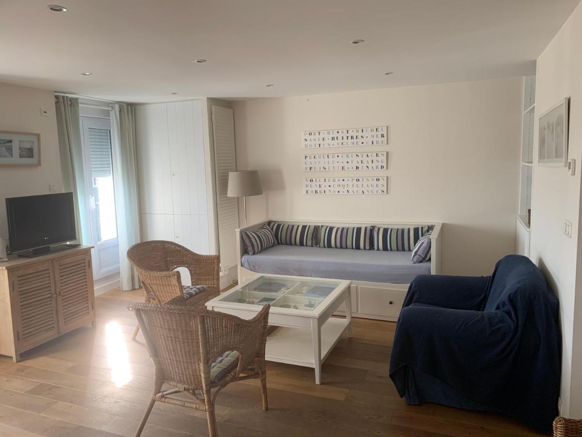 vue sur mer Cancale Extérieur photo