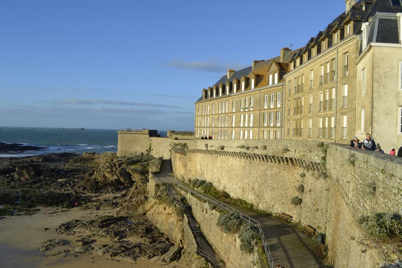 vue sur mer Cancale Extérieur photo